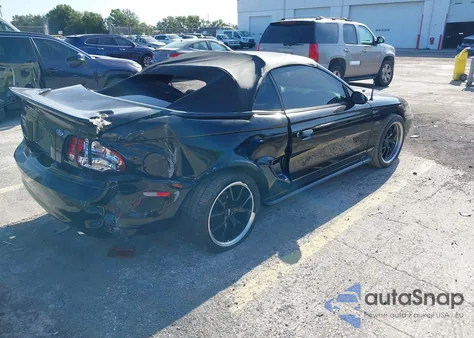 1998 Ford Mustang Gt z USA, uszkodzony, nr VIN 1FAFP45X9WF197541